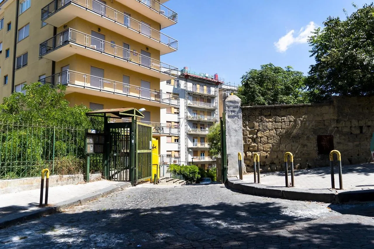 La Certosa - Uno Sguardo Su Napoli Apartment 0*, Naples Italy